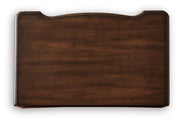 lavinton-king-poster-bed-2-chests-and-nightstand-15