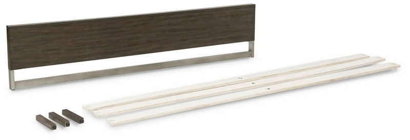 arkenton-king-panel-bed-dresser-and-mirror-8