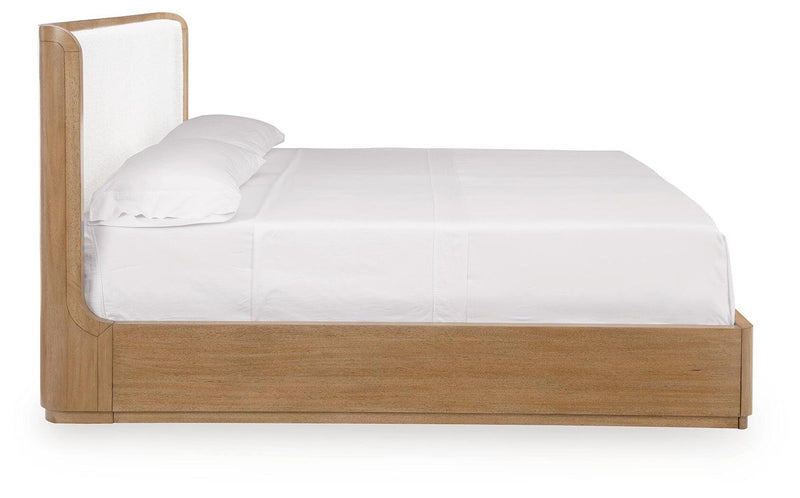 pamaria-queen-upholstered-bed-5