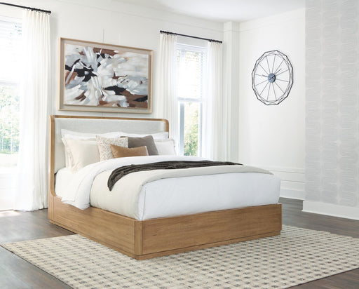 pamaria-queen-upholstered-bed-2