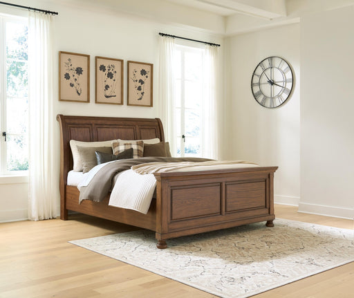 zackaryn-queen-sleigh-bed-2