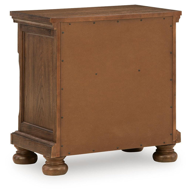 zackaryn-nightstand-5