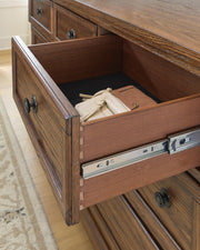 zackaryn-dresser-and-mirror-5
