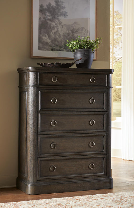 wickenger-chest-of-drawers-2