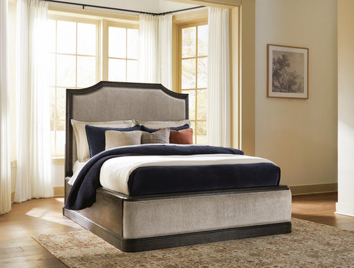 wickenger-queen-upholstered-panel-bed-2