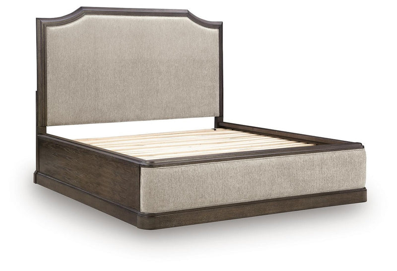 wickenger-king-upholstered-panel-bed-4