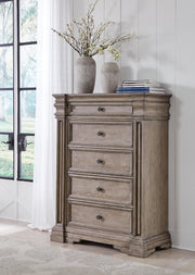 blairhurst-queen-panel-bed-dresser-mirror-2-chests-and-nightstand-21