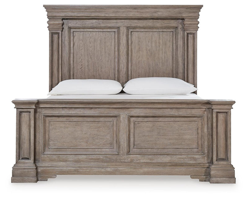 blairhurst-queen-panel-bed-dresser-and-mirror-4