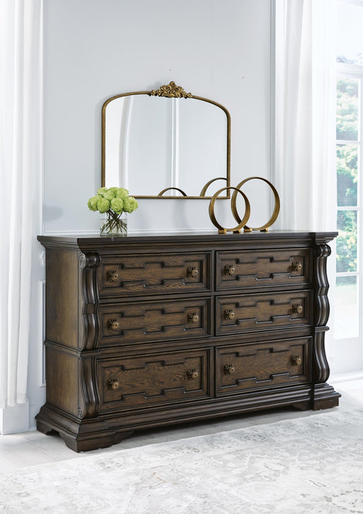 maylee-dresser-2