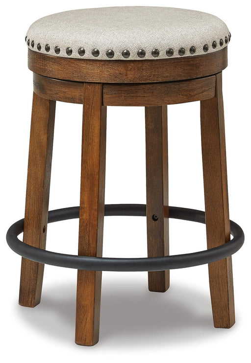 valebeck-counter-height-stool-1