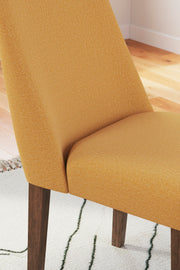 lyncott-extension-dining-table-and-4-chairs-9