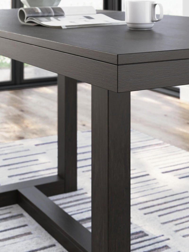 neymorton-counter-height-dining-table-and-4-barstools-19