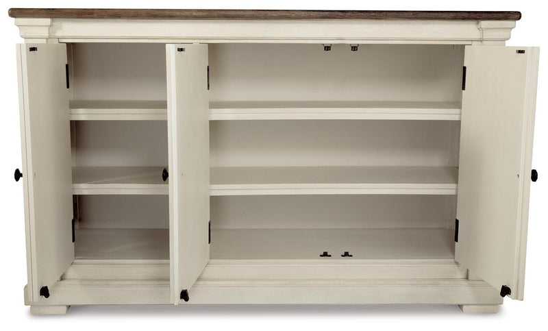 bolanburg-dining-server-5