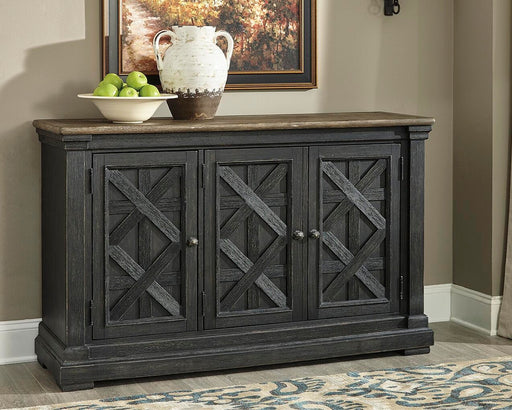 tyler-creek-dining-server-2