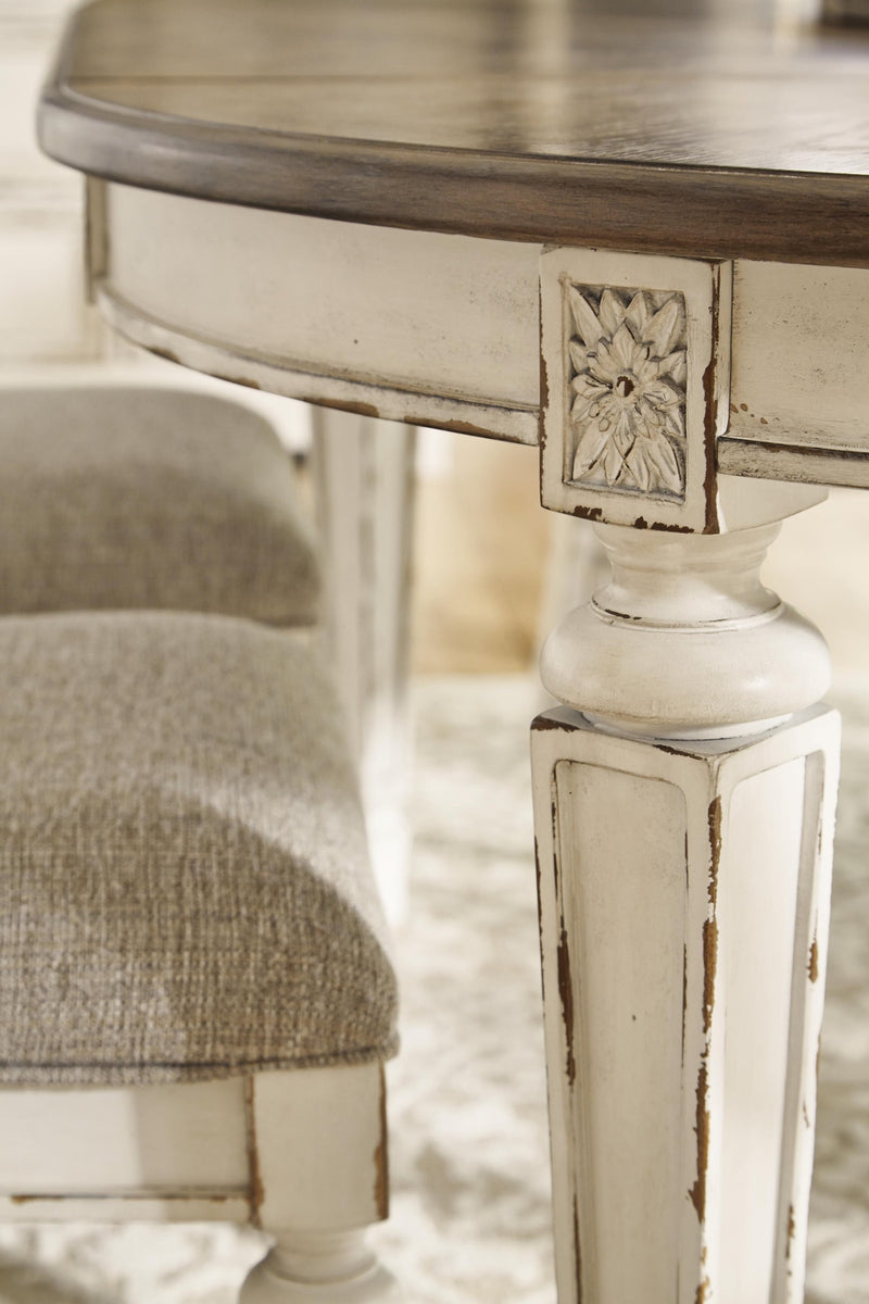realyn-dining-table-and-4-chairs-7