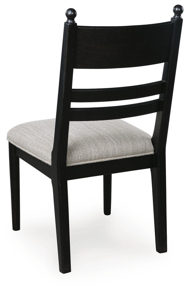 greddinton-dining-table-and-4-chairs-5
