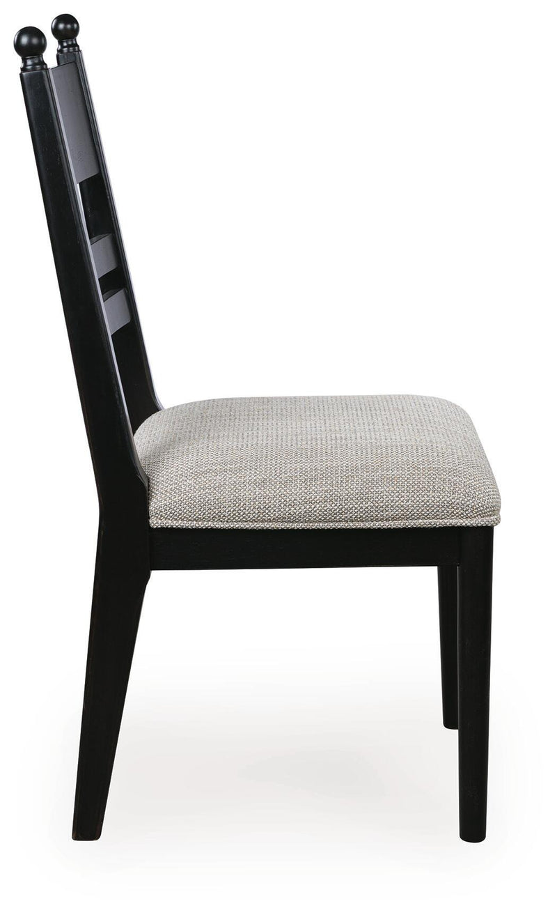 greddinton-dining-table-and-4-chairs-4