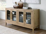 lasinger-dining-server-2