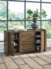 marxmore-dining-server-5
