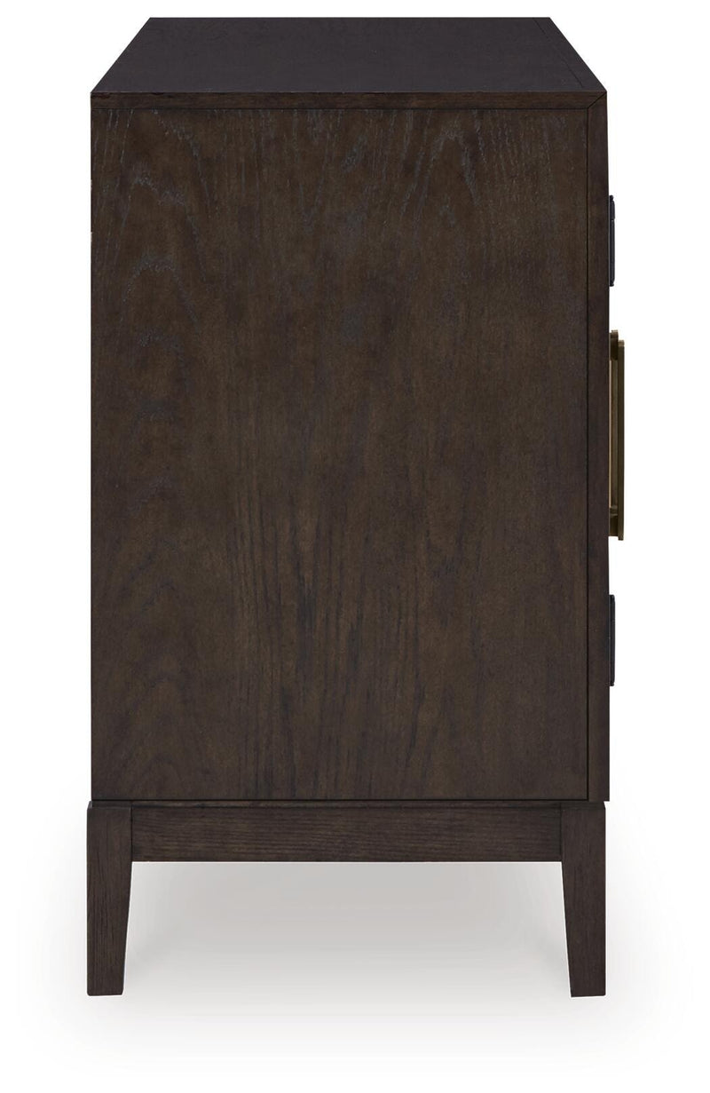 burkhaus-dining-server-4