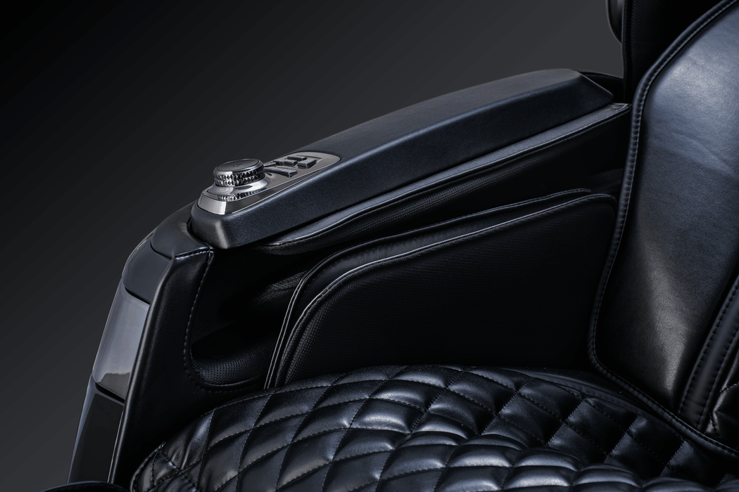 Qi XE Pro CZ-716-2929 Triple Black