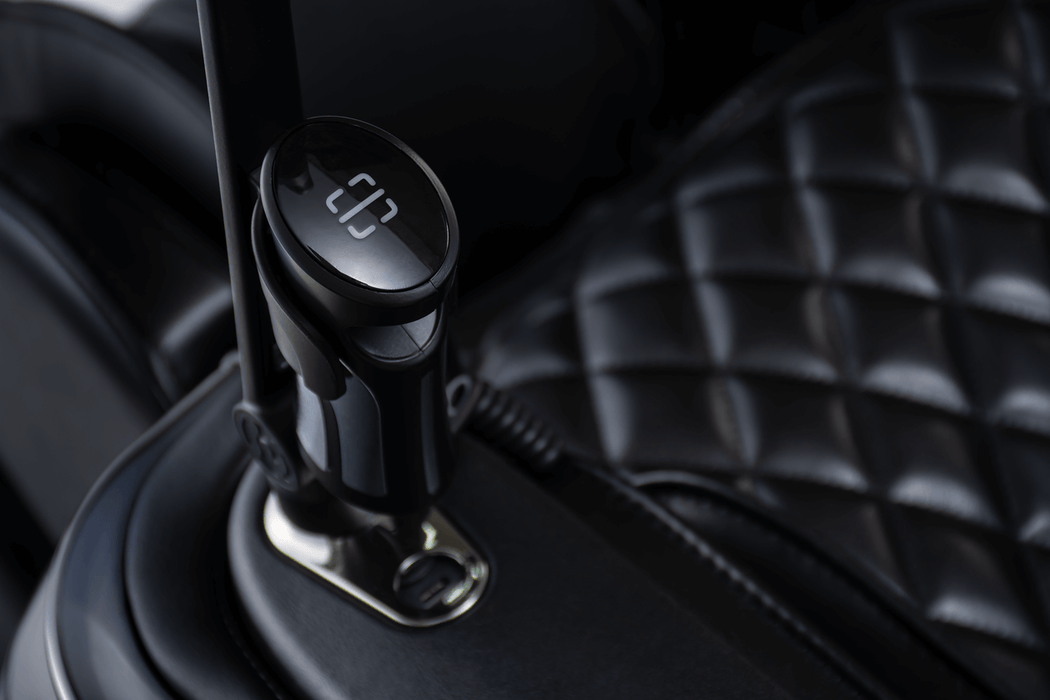 Qi XE Pro CZ-716-2929 Triple Black