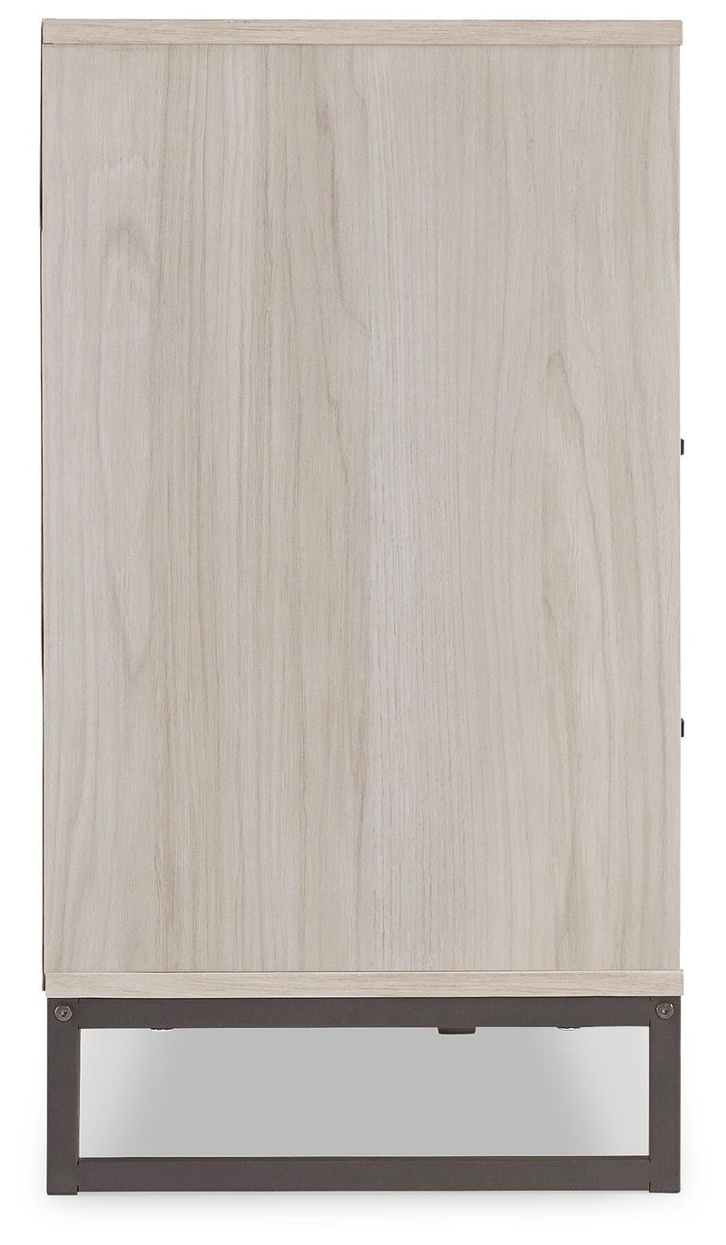 socalle-queen-panel-platform-bed-with-dresser-and-nightstand-5