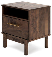 calverson-queen-panel-platform-bed-with-dresser-and-nightstand-21