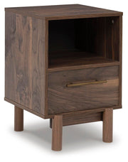 calverson-queen-panel-platform-bed-with-dresser-and-nightstand-15