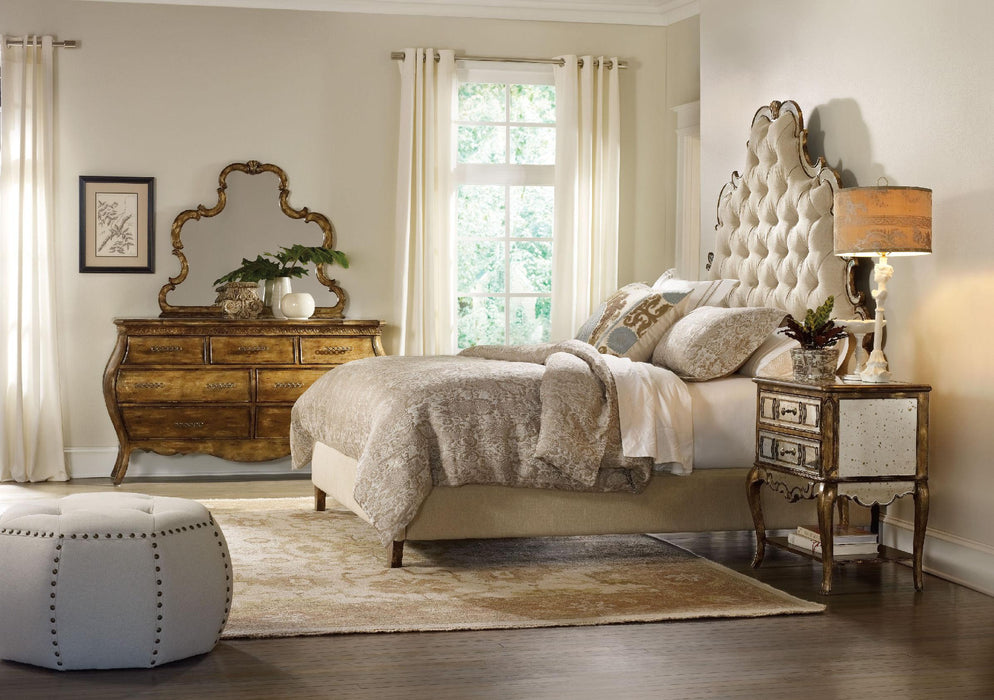 Sanctuary King Tufted Bed - Bling image