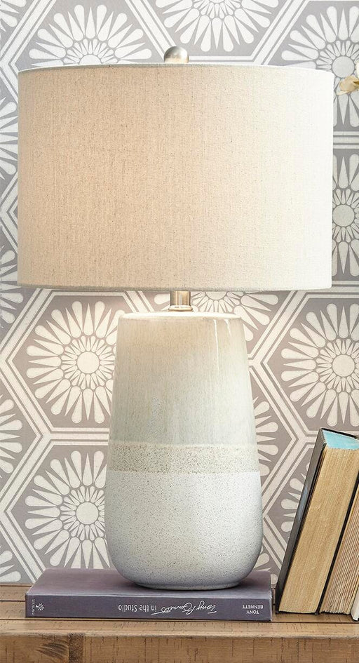 shavon-table-lamp-set-of-2-1