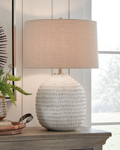 jamon-table-lamp-2