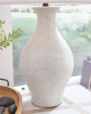ashbend-table-lamp-3