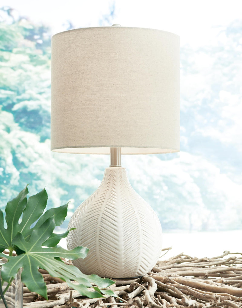 rainermen-table-lamp-set-of-2-1