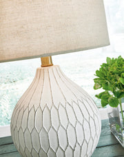 wardmont-table-lamp-3