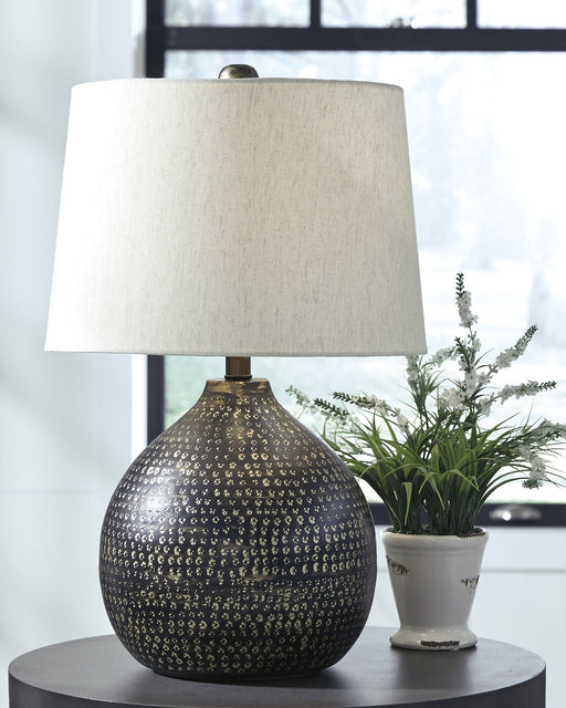 maire-table-lamp-set-of-2-1