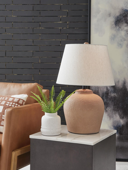 scantor-table-lamp-set-of-2-1