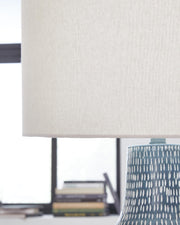 schylarmont-table-lamp-3