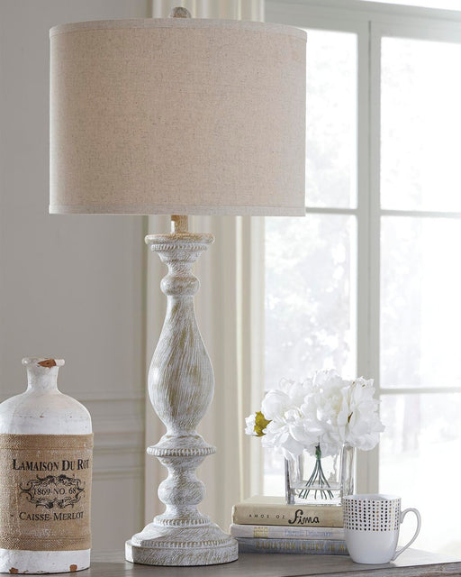 bernadate-table-lamp-set-of-2-2
