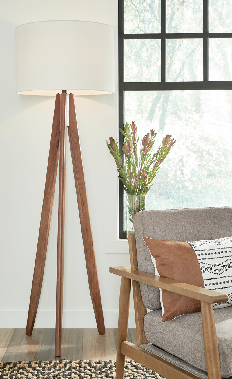 dallson-floor-lamp-2