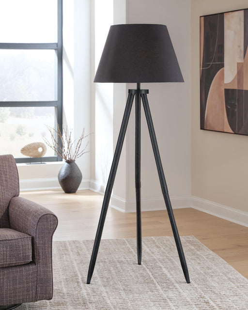 orhan-floor-lamp-2