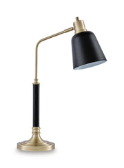 clairwell-desk-lamp-1