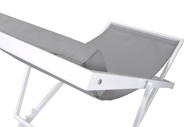 Wave Outdoor Patio Aluminum Deck Chair in White Powder Coated Finish with Gray Sling Textilene - Furniture City (CA)l