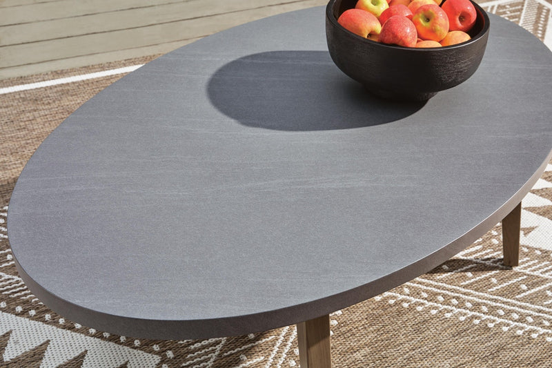 harmony-headlands-outdoor-coffee-table-4