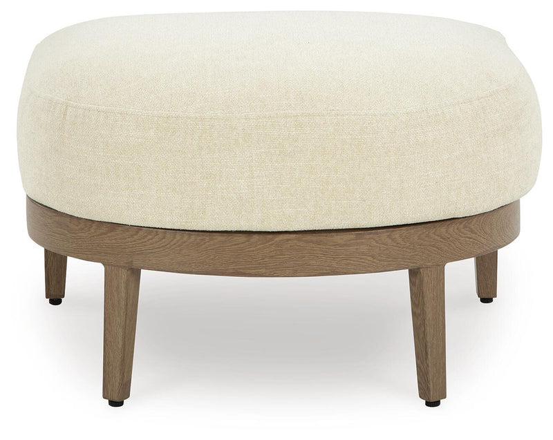 serene-bay-outdoor-ottoman-with-cushion-3