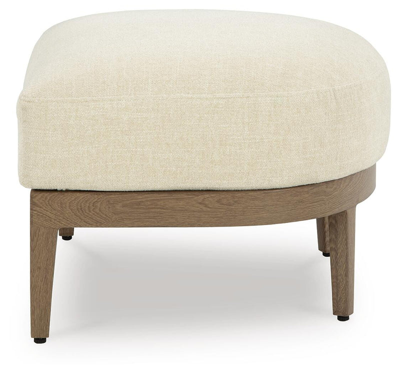 serene-bay-outdoor-ottoman-with-cushion-4