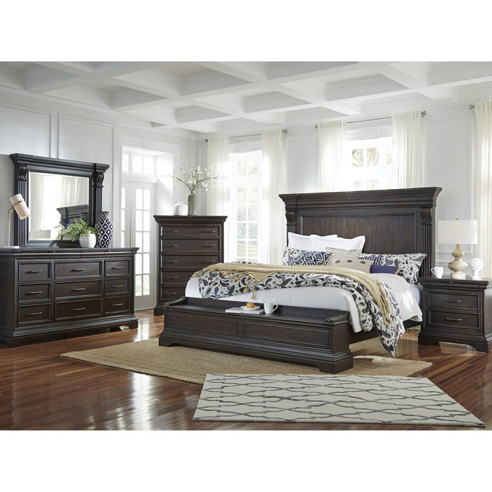 Pulaski Caldwell King Panel Bed with Blanket Chest Footboard in Dark Wood