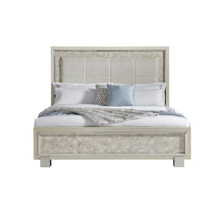 Pulaski Cydney Queen Upholstered Panel Bed in Painted