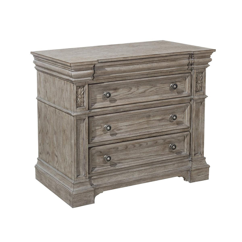 Pulaski Kingsbury Bachelor's Chest������in Gray - Furniture City (CA)l