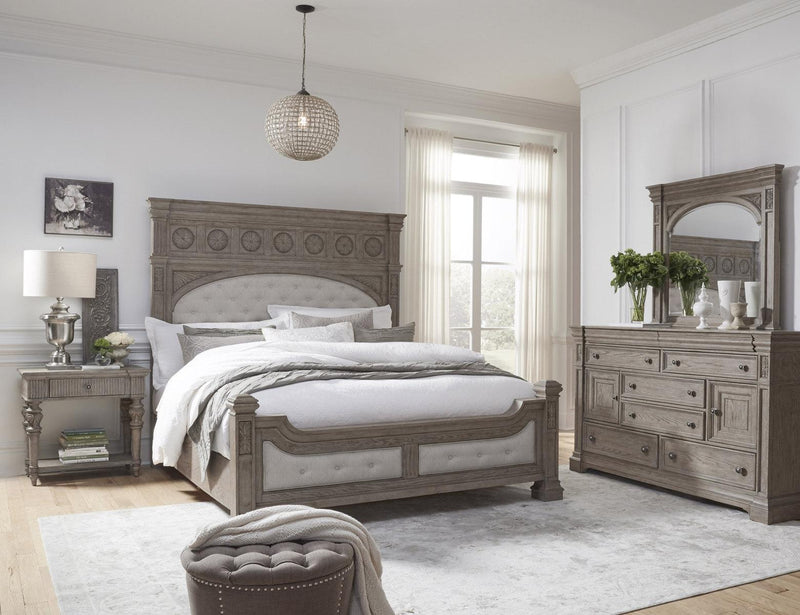 Pulaski Kingsbury Queen Panel Bed in Gray - Furniture City (CA)l